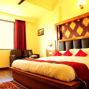 Hotel Grand Sharan